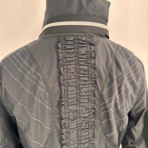 Lululemon Black Nylon Zip Up Ruched Back Detail Jacket Size 6 - Picture 9 of 9